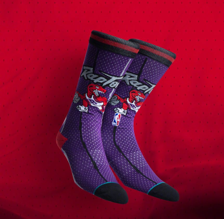 耐克重新推出了经典的huarache,耐克最新款球袜