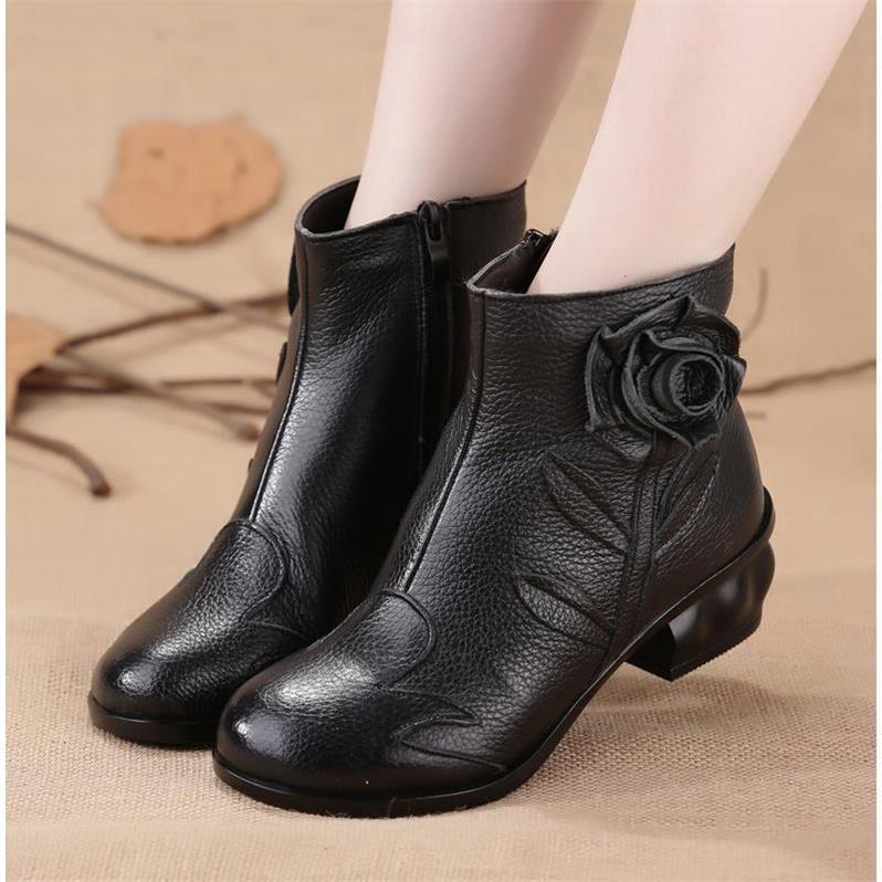 女人再穷也要穿得漂亮,女人再穷也要有双马丁靴