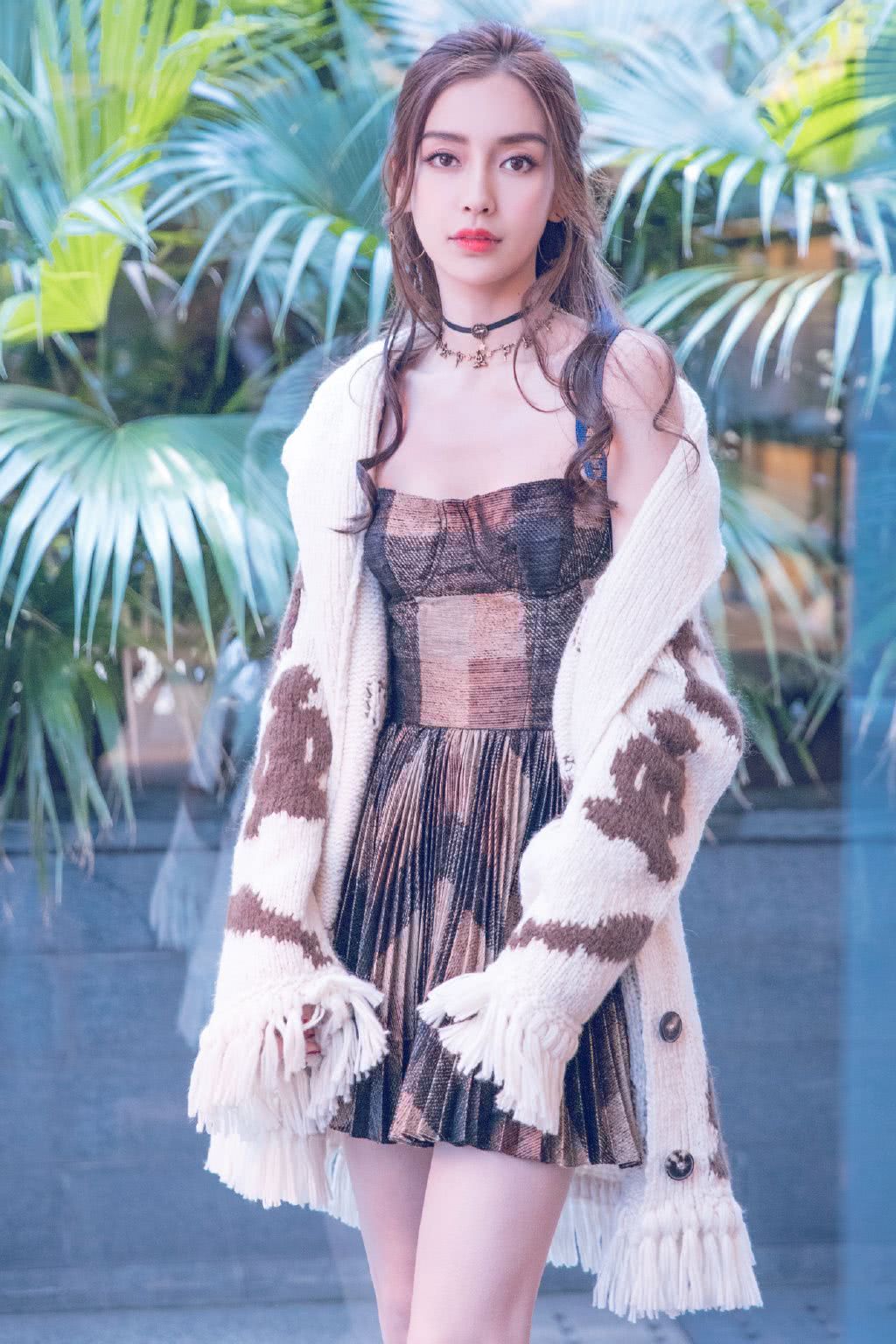 baby杨颖真剃成寸头了吗,baby早期短发照片