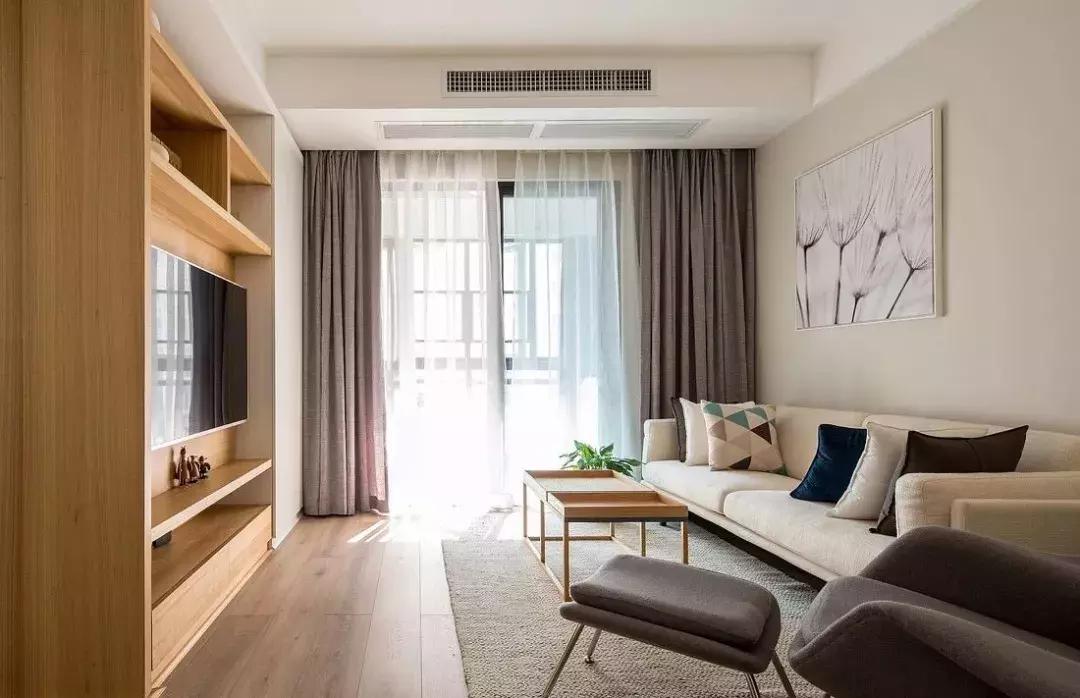 窗帘一丑毁所有！花20万装的新家不如隔壁10万简装