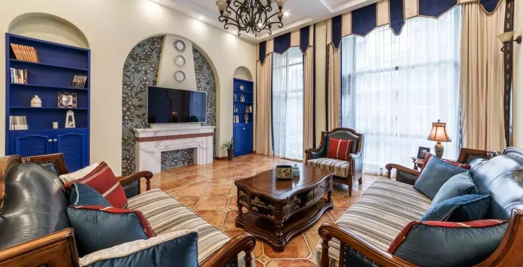 窗帘一丑毁所有！花20万装的新家不如隔壁10万简装