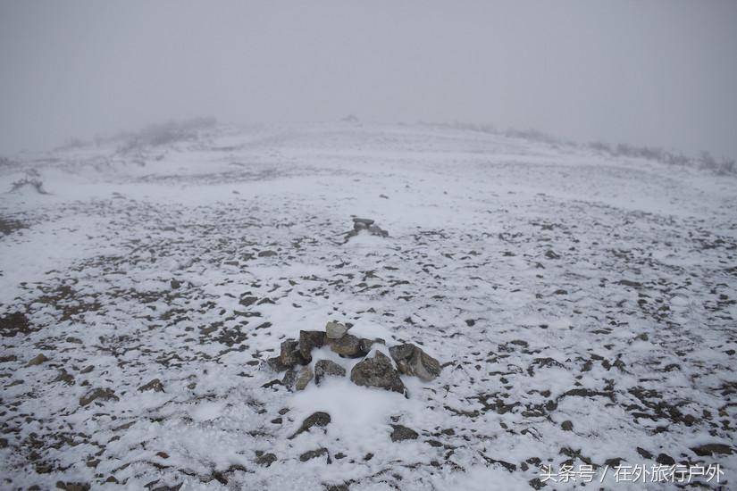 将轻量化进行到底——20L背包的千八雪地露营