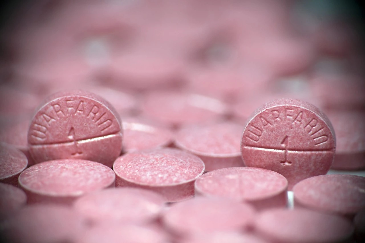 老鼠药差点毒死全村,老鼠药毒不死人