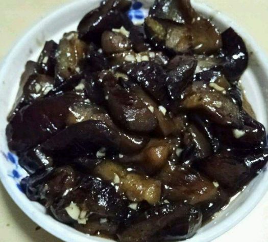 茄子炒起来不发黑的方法,茄子出锅发现淡了怎么补救