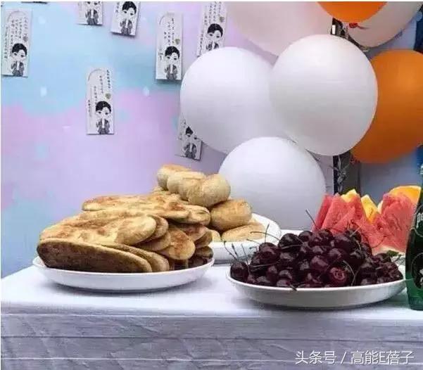 围观邓伦后援会的小学鸡平账水平后，我想给他们集资点智商
