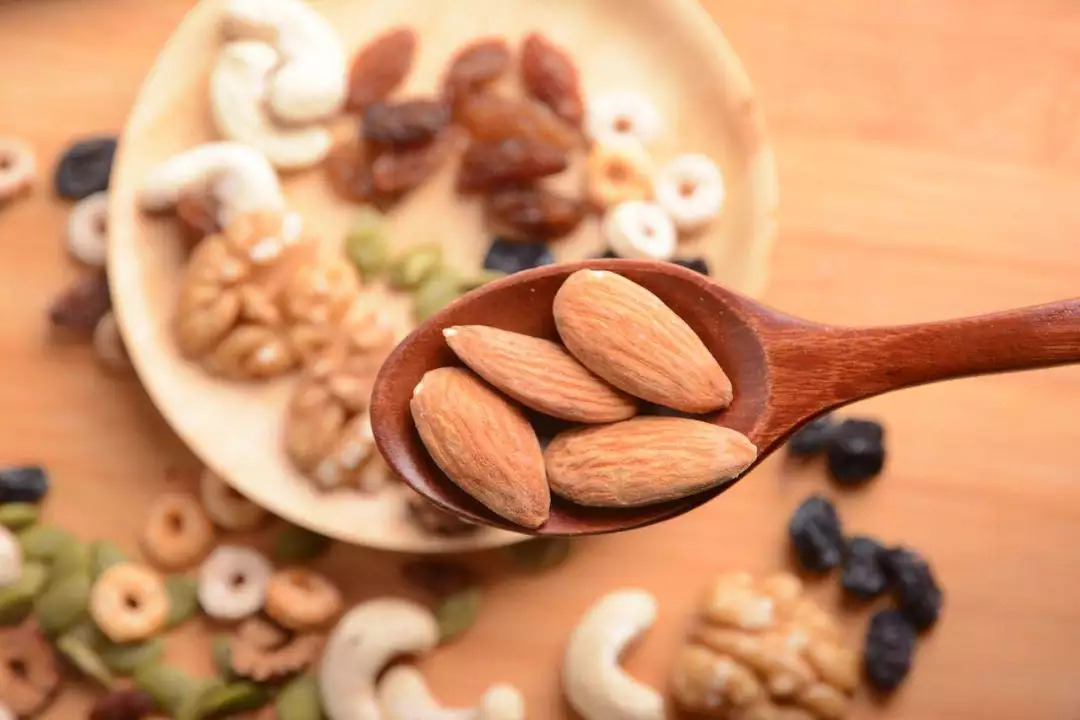 修理发际线男士,男生要不要修发际线