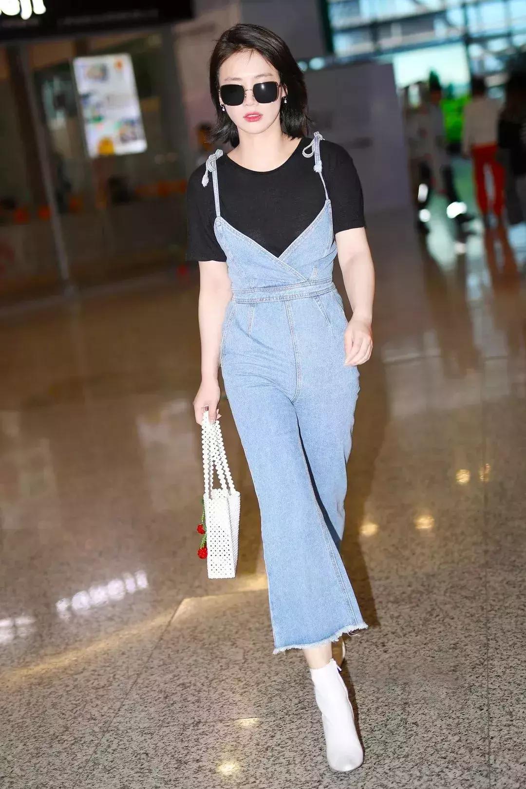 平胸妹子穿什么裙子好看,平胸穿什么类型的裙子更好看