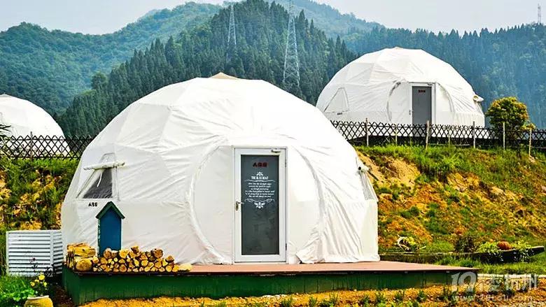 这些民宿藏着千岛湖99%的美,蓝天白云、绿水红叶,邂逅最美秋色