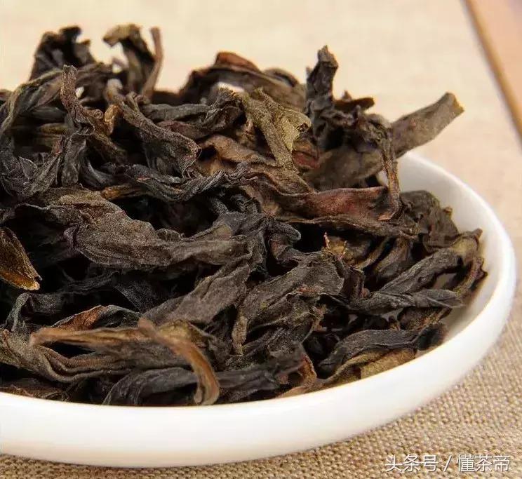 茶叶返青是什么样子的,茶叶放久了怎么处理恢复正常