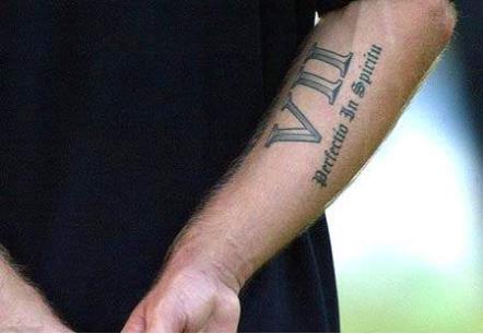 贝克汉姆一身的纹身,贝克汉姆为什么一身的纹身