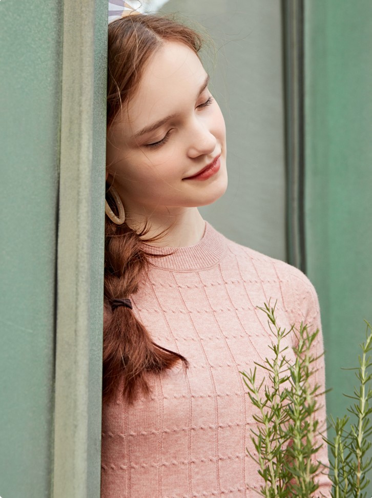 时尚气质显瘦针织百搭连衣裙女,针织连衣裙让你的秋冬造型更优雅