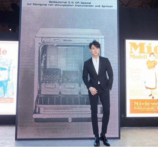 吴尊穿搭分享,吴尊穿什么裤子好看