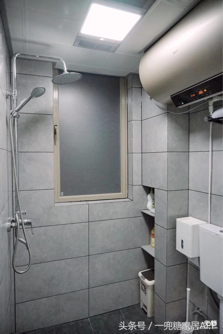 年轻人,谁不是一边感叹房子小,一边在小房子里拼命折腾?