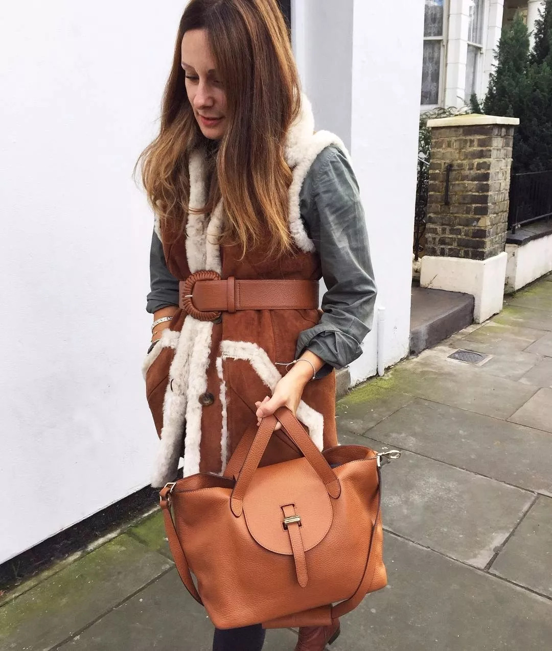 英伦风背什么包,灵魂拷问外国人