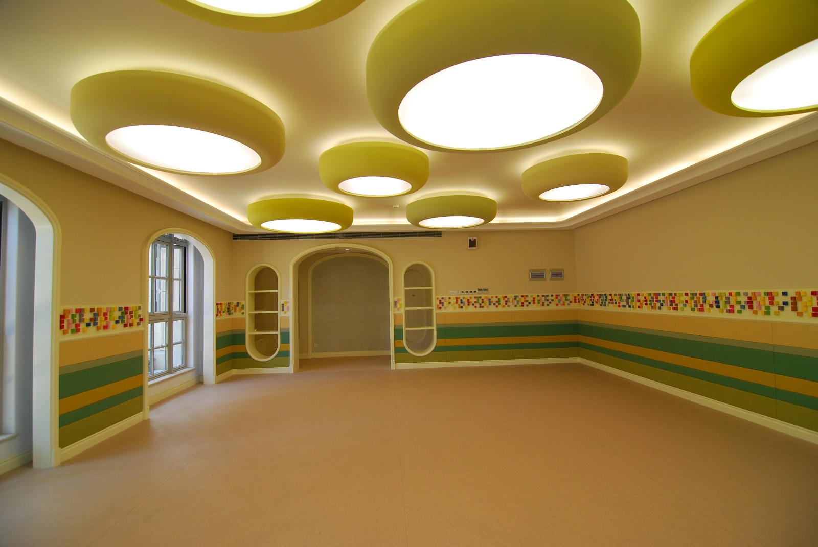 绿城西溪诚园地址,绿城诚园幼儿园