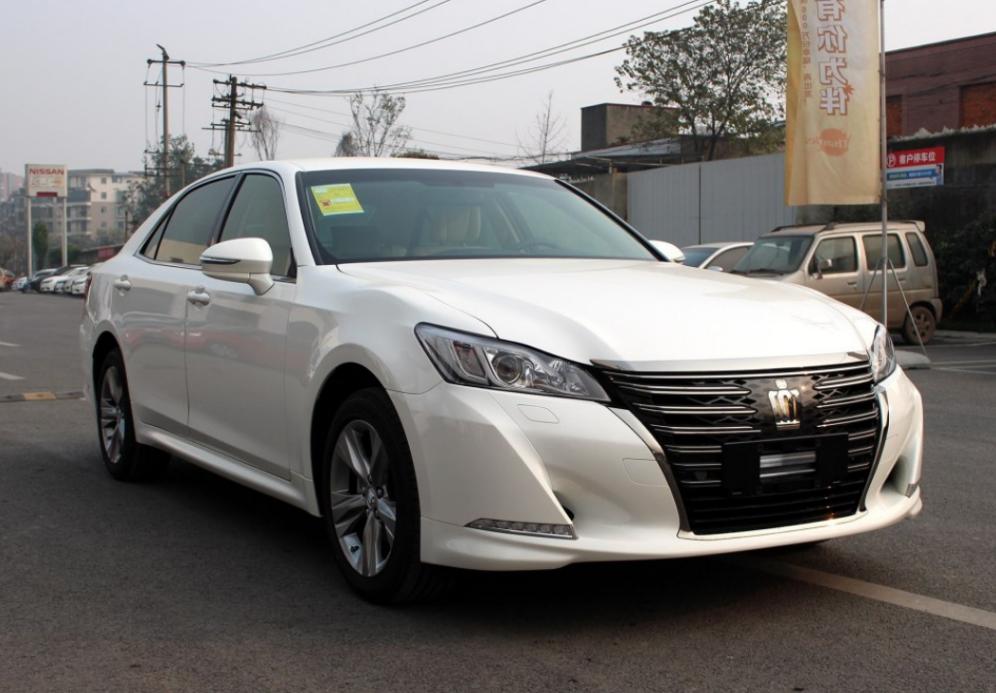 哪一款丰田皇冠价位最便宜,买哪款丰田最好