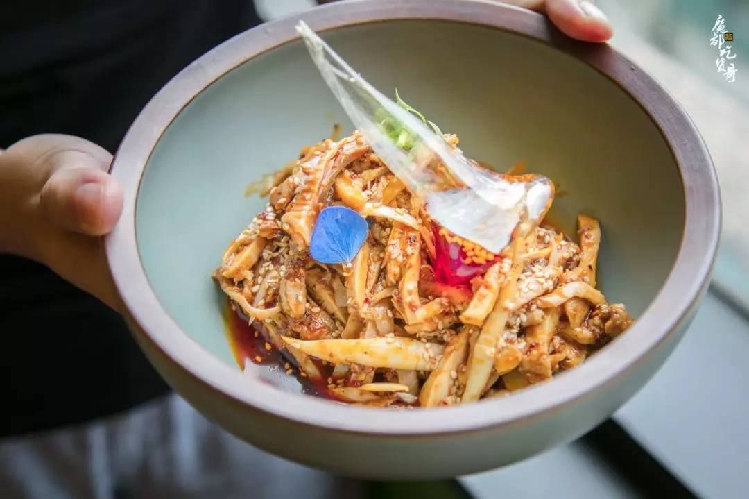 火爆魔都的川菜馆,魔都排队王川菜江汉路