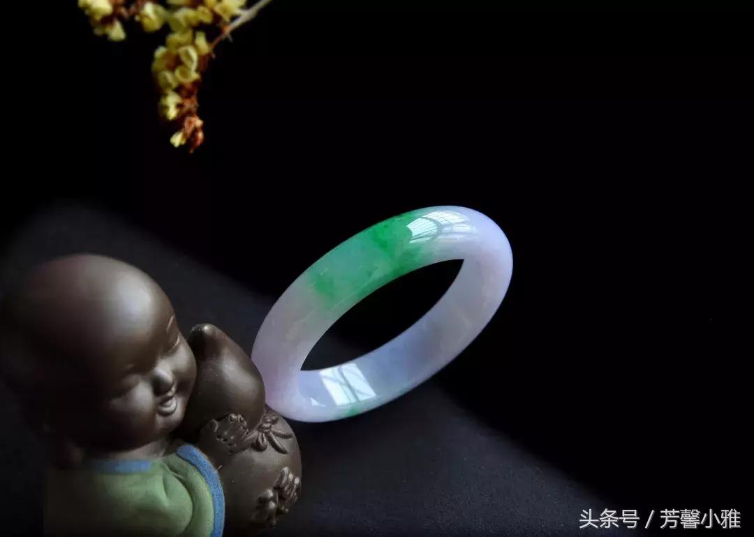 翡翠鉴定，人眼终究不及机器，看鉴定证书也是一门学问