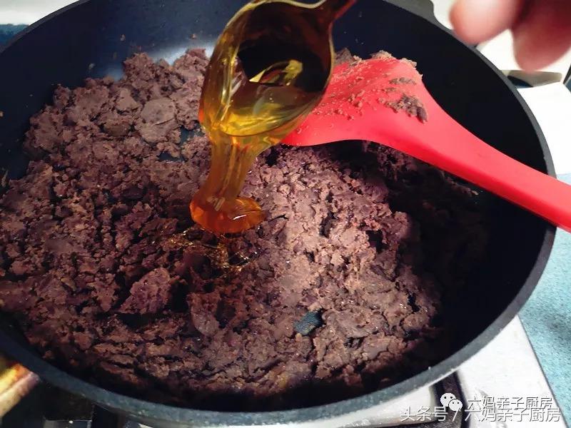 不去皮的红豆沙馅怎么做,红豆沙馅的做法500克红豆放多少糖