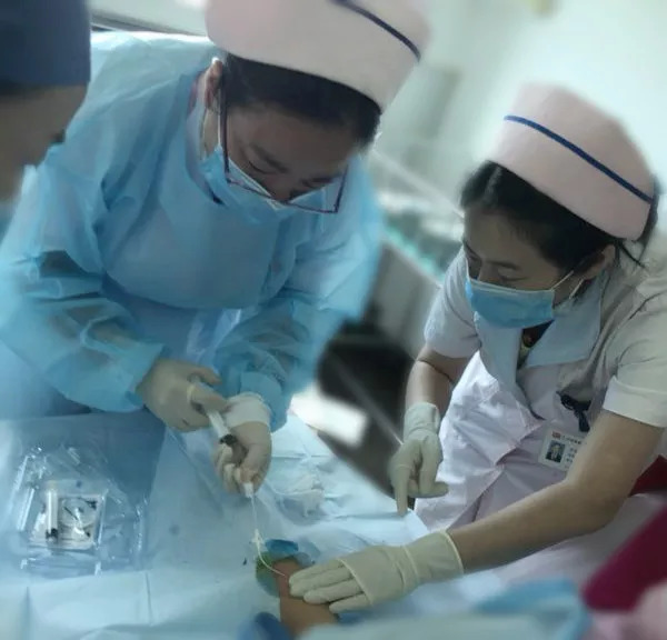 余杭区妇幼保健院另辟儿童PICC置管之路，减少小儿治疗痛苦！