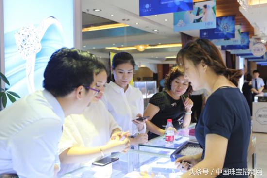 氧气钻戒O₂love在深亮相爱迪尔珠宝有氧下午茶顺利举行