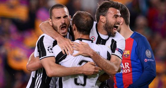 足坛最强组合之msn,当今现役足坛最强后卫搭档组合