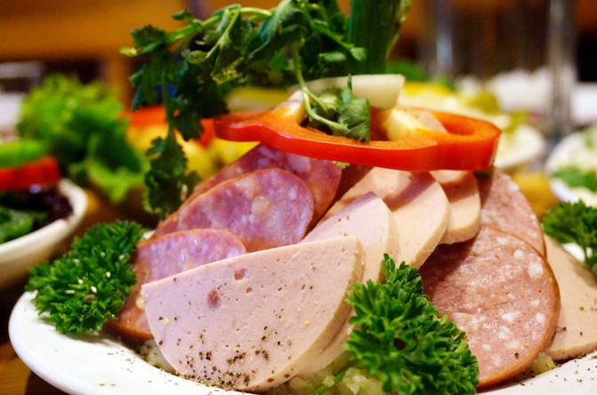 冰城伏尔加:“晴空下的雪域恋歌”让你知道旅行和旅游是两码事!