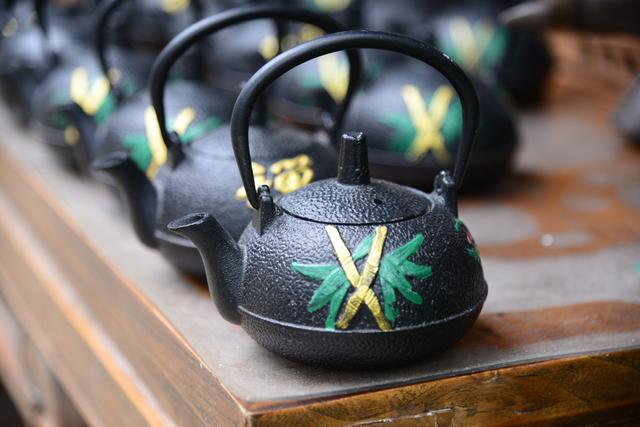 工作里的同事老爱和你抬杠,怎么解决掉跟你抬杠的同事