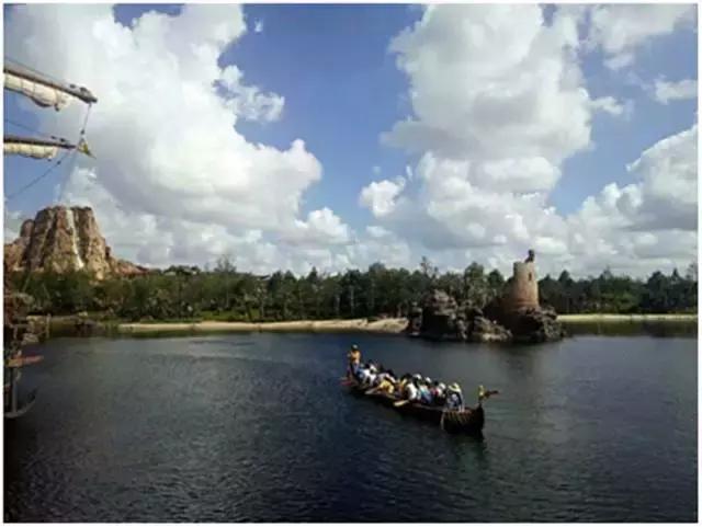 上海迪士尼fp领取攻略,上海迪士尼停车攻略