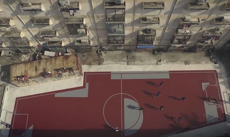 经济学角度分析中国足球,足球分析逆向思维