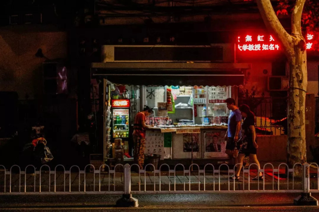 南京的夜晚真实图片,2005年的南京街头真实影像