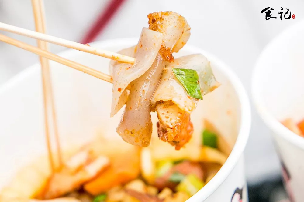 街边铁板烧多少钱一份,杭州校门口铁板烧