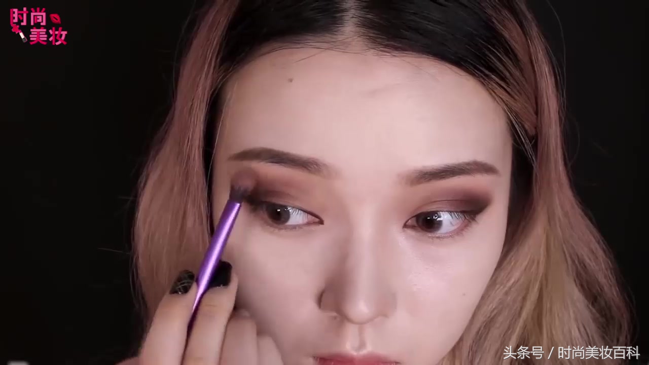 「时尚美妆」狂野性感的烟熏妆图解教程