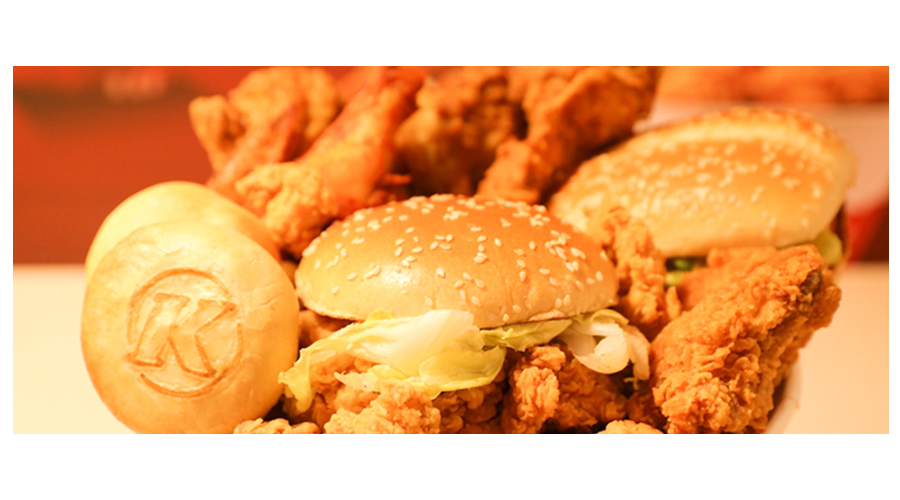 肯德基出了一个很划算的套餐,肯德基的咸蛋饭团