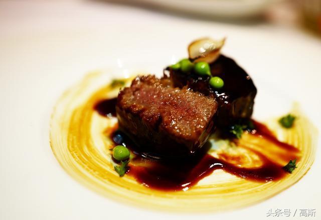 上海西郊5号餐厅40余万元天价账单,西郊5号天价餐厅