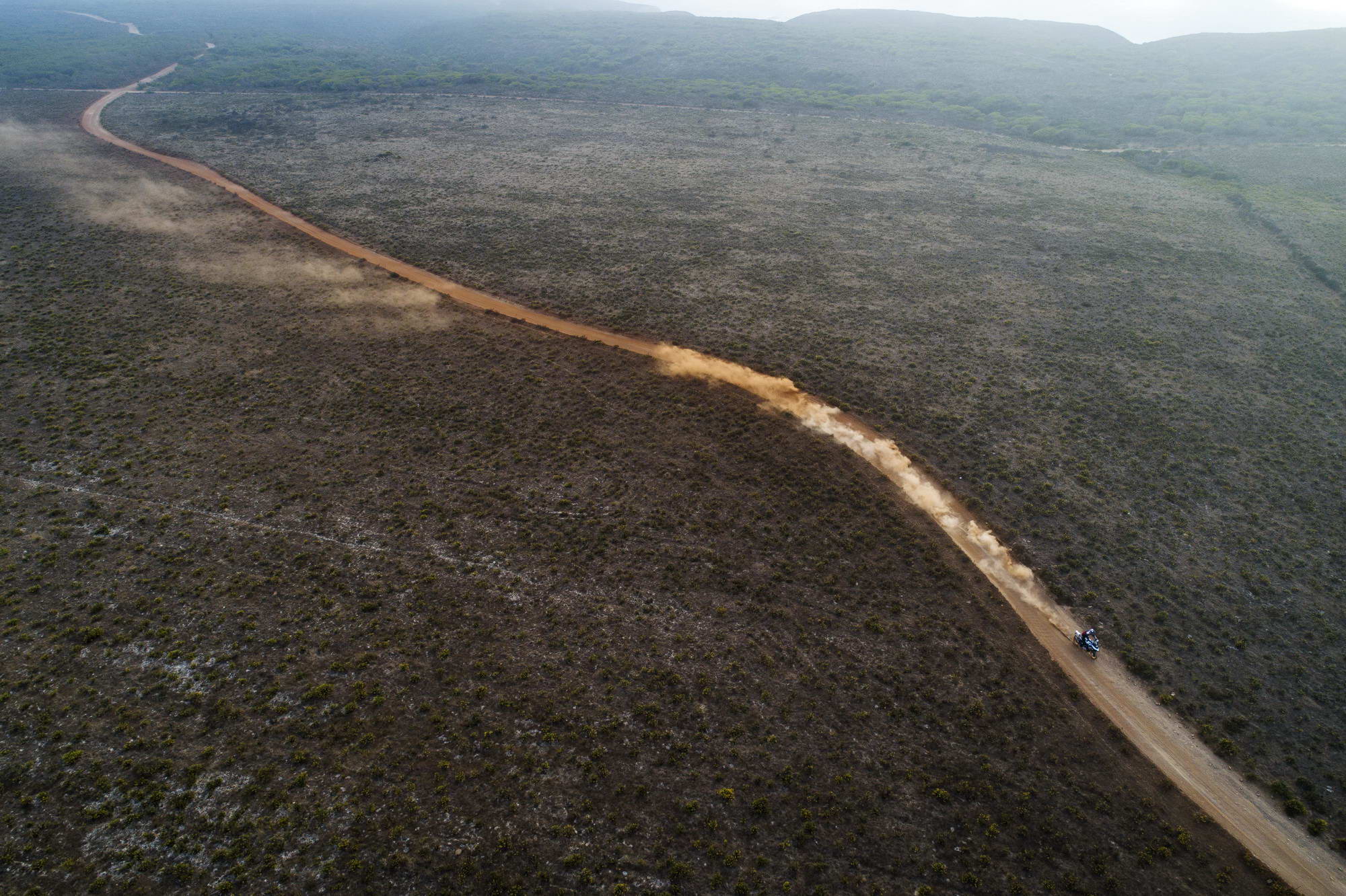 宝马r1250gshp版黑色款,高清宝马r1250gs壁纸
