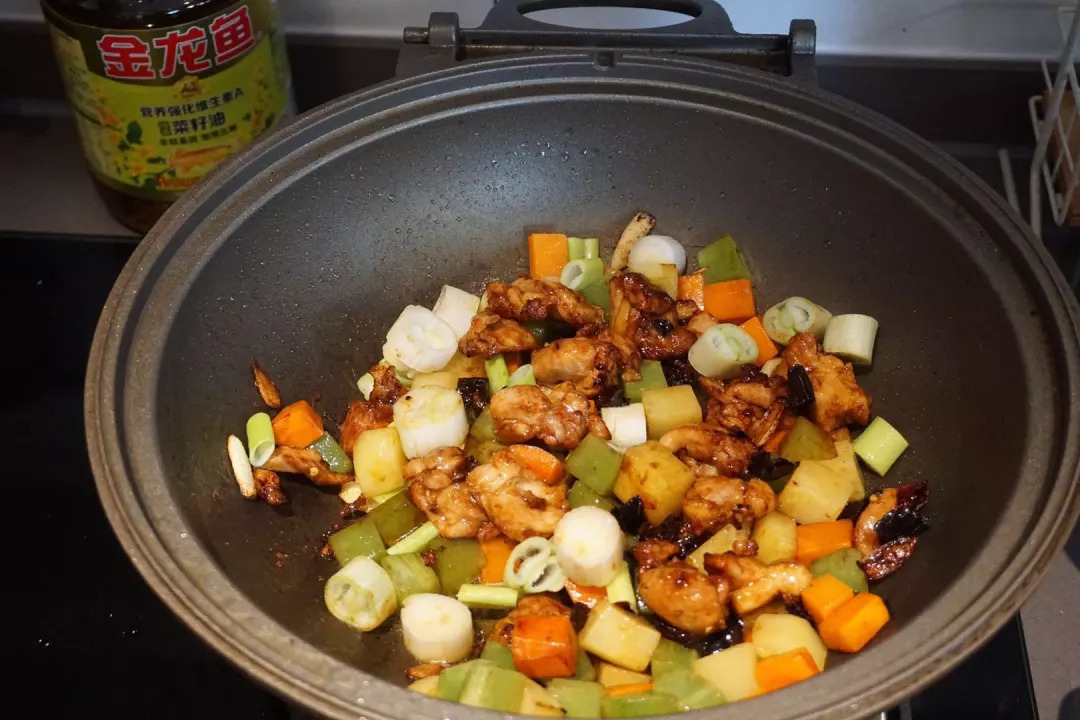 金龙鱼食用油纯香菜籽油,金龙鱼营养强化维生素a菜籽油