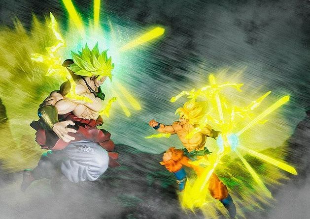 龙珠孙悟空等身手办,七龙珠risingfighters布罗利手办