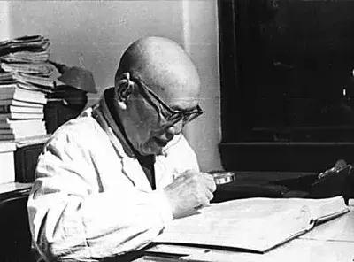 百年协和简介,百年不倒之谜