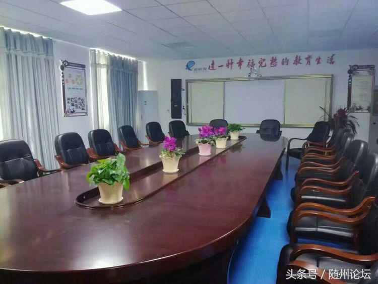 生态教育促成长浓墨重彩绘华章——记阔步前进中的洪山镇中心学校