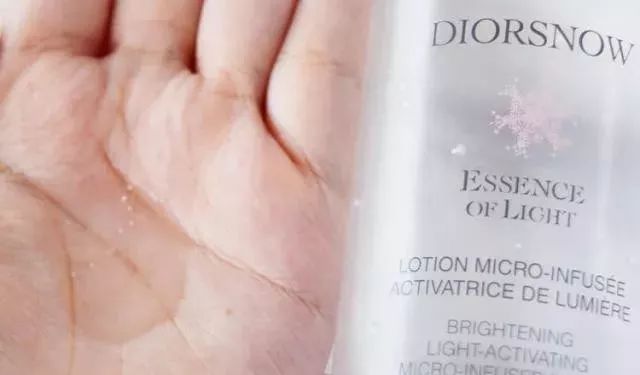 适合夏天使用的10款日本美白化妆水！