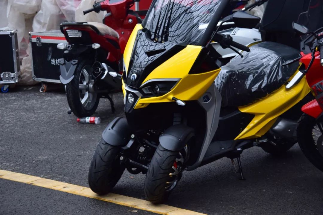 隆鑫500拉力摩托,2022年无极隆鑫摩博会