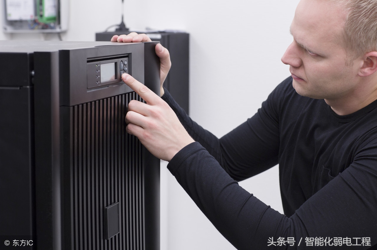 ups电源常见故障图片,apcups不间断电源亮红灯怎么回事