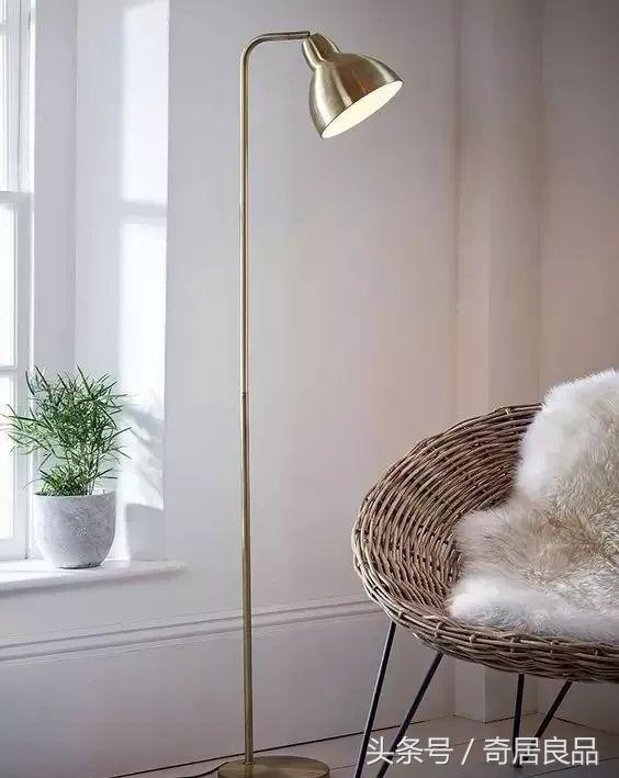 落地灯摆在什么地方最合适,涨知识了该注意什么