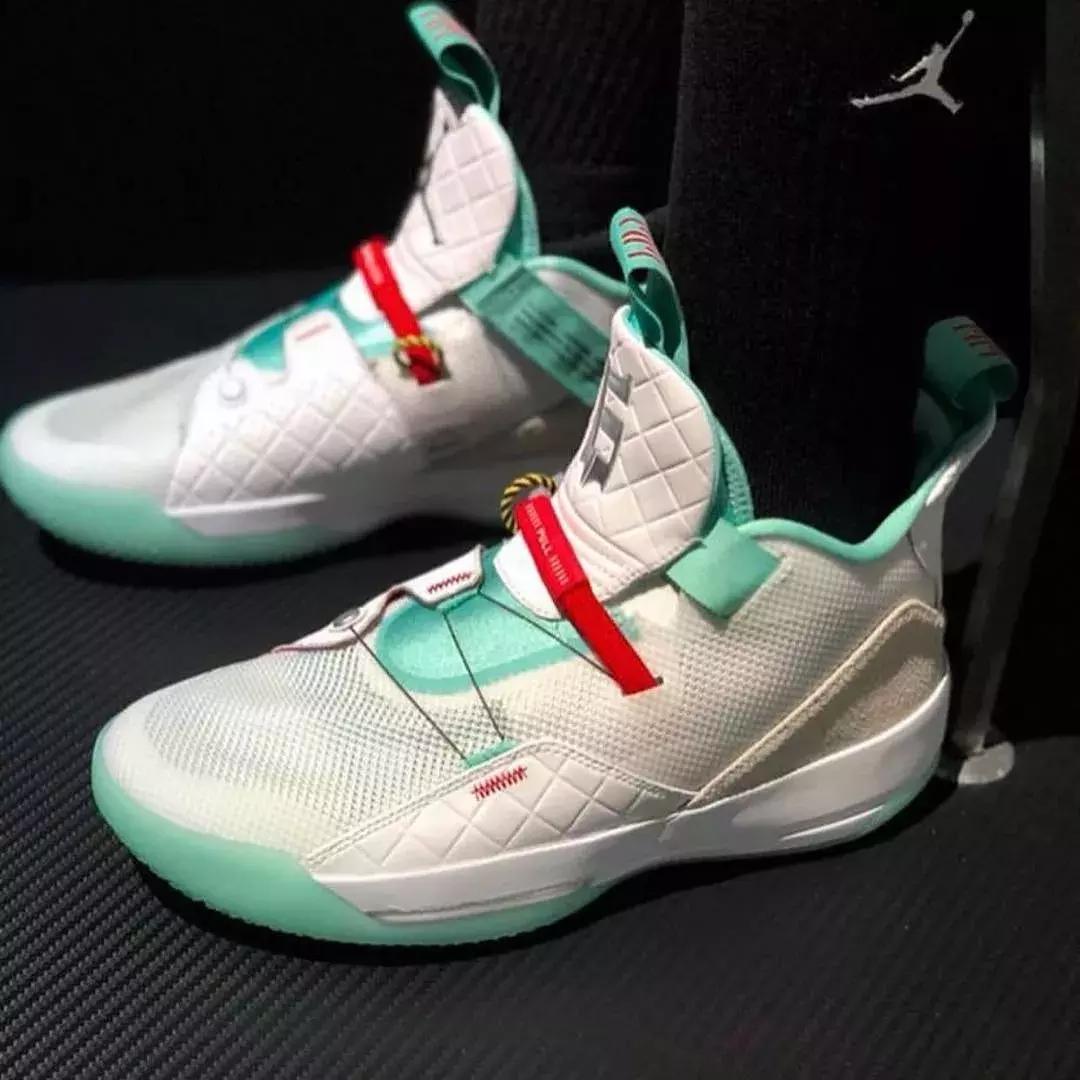 郭艾伦aj1鞋带绑法,郭艾伦上脚aj新款