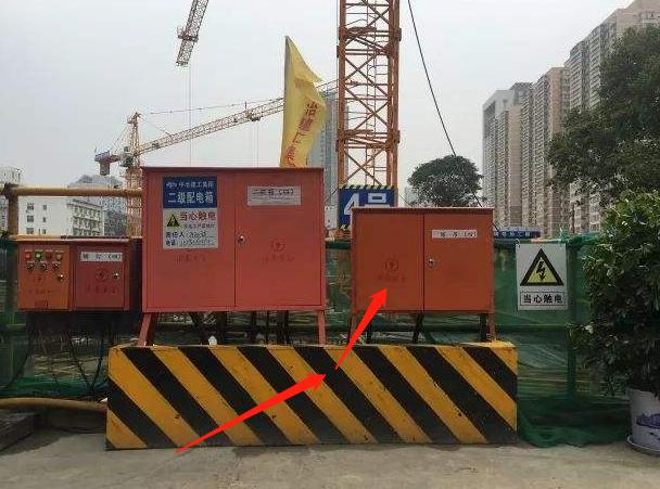 塔式起重机附着和顶升,简述塔式起重机顶升作业注意事项