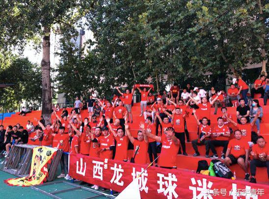 「人物」足球远征军，为爱踏上千里之外的旅途