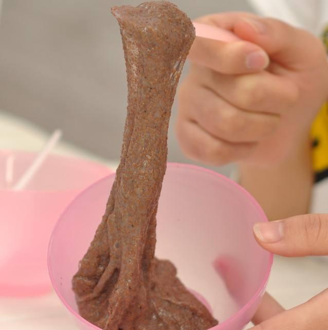 皮肤暗黄发黑如何护肤才能改善,脸之前很白生气突然脸部暗黄发黑