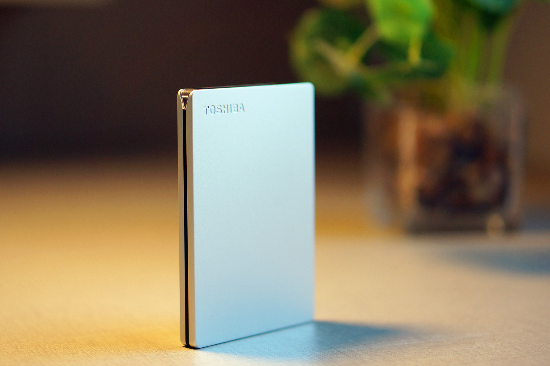 极致轻薄商务首选:东芝CANVIO™SLIM移动硬盘体验