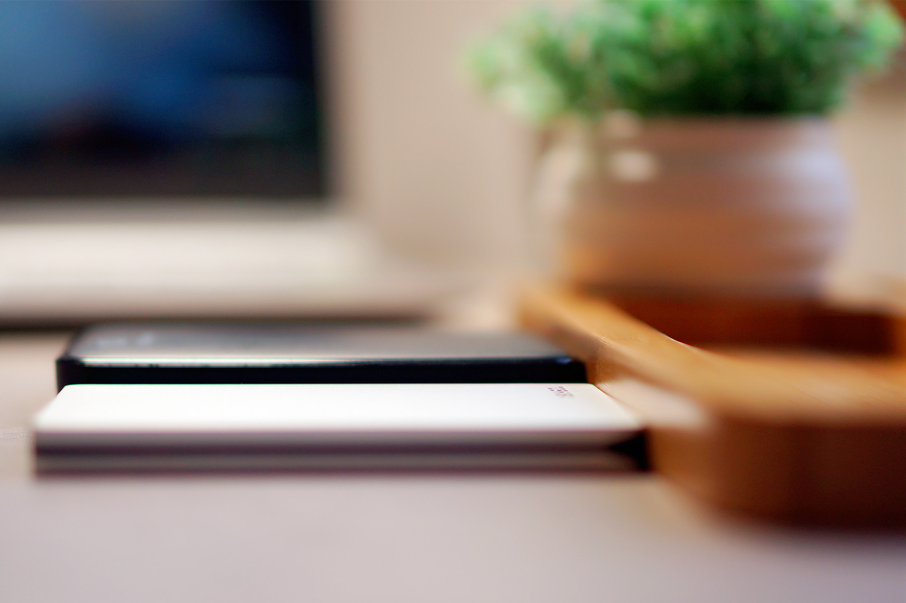 极致轻薄商务首选:东芝CANVIO™SLIM移动硬盘体验